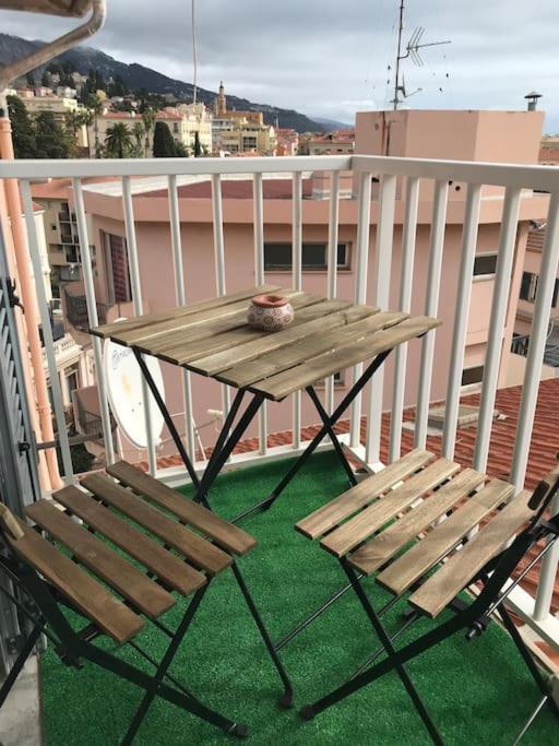 Lumineux Studio Sous Les Toits De Menton Ngoại thất bức ảnh